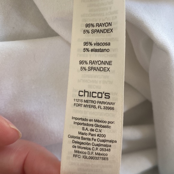 Zenergy by Chicos Black and white tunic, size 1 - Picture 5 of 7